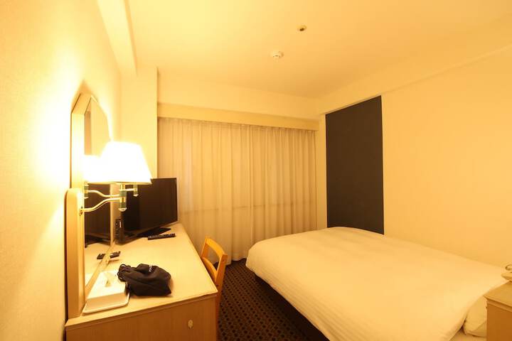 Room 19 of 50