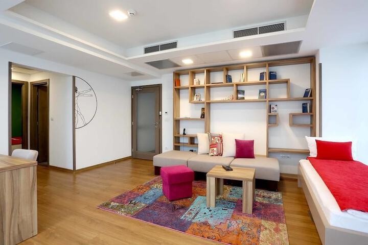 Room 15 of 29