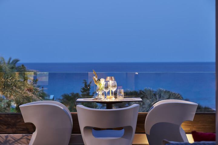 Dining 204 of 253