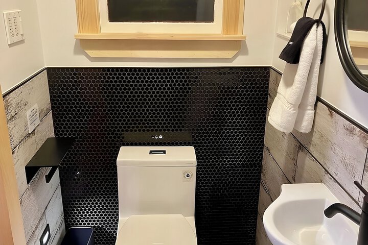 Room 62 of 89
