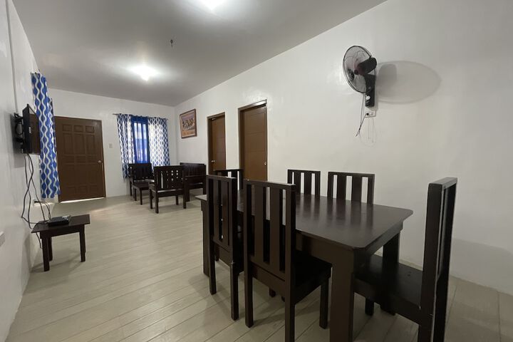 Room 89 of 200