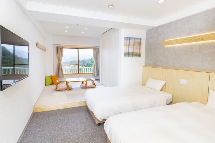 Room 5 of 43