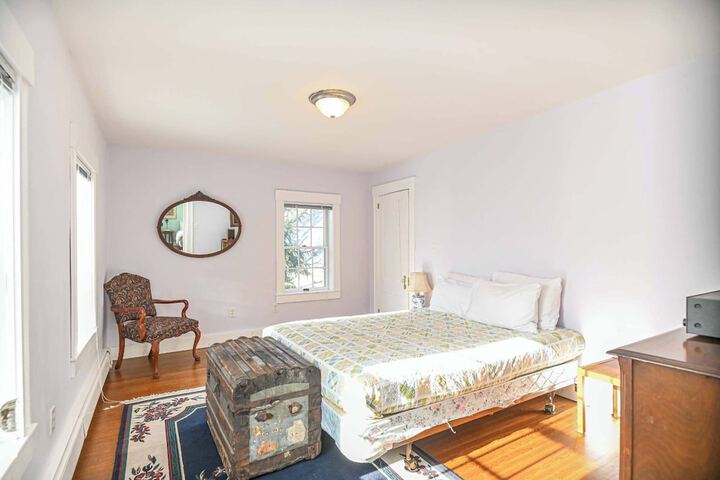 Room 5 of 38