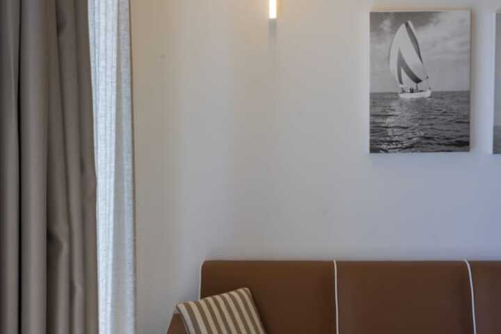 Room 30 of 58