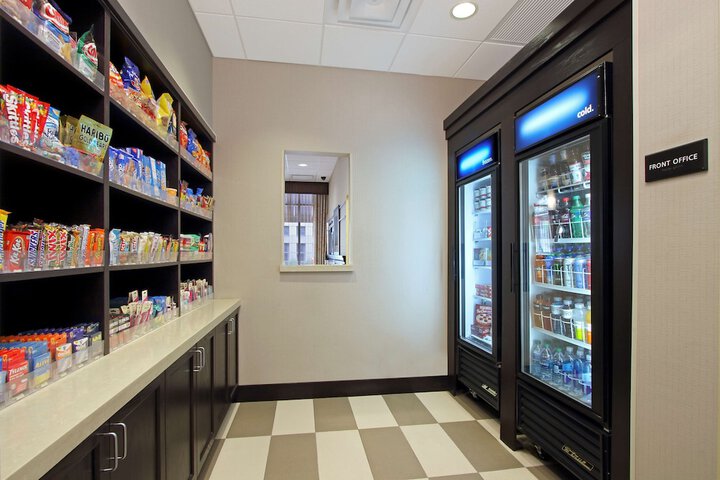 Snack bar