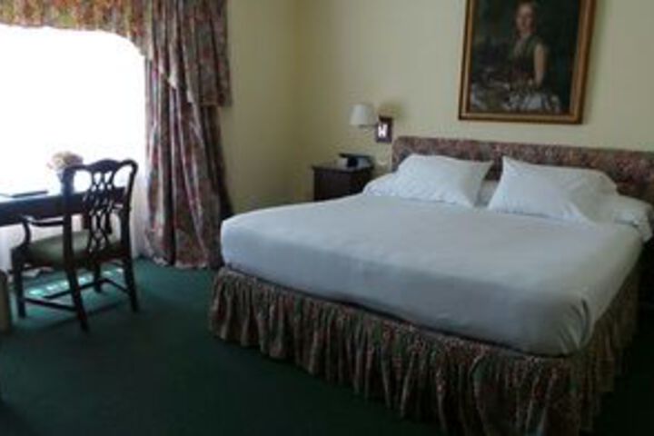 Room 30 of 69