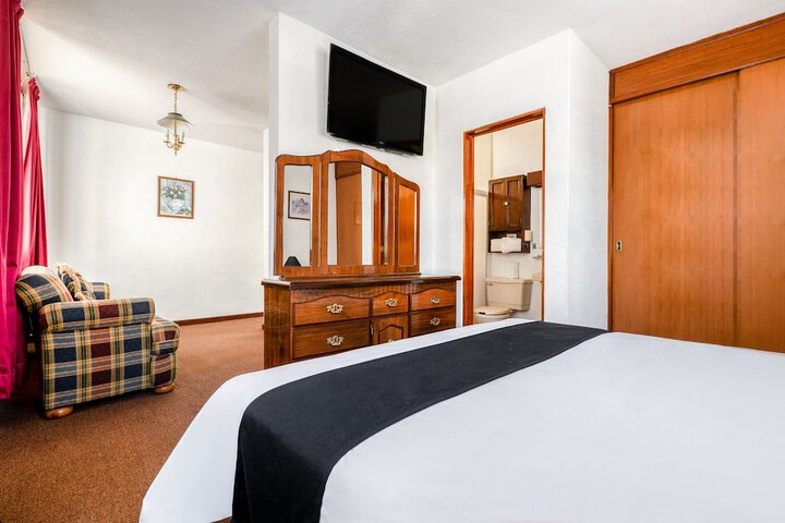 Room 12 of 54