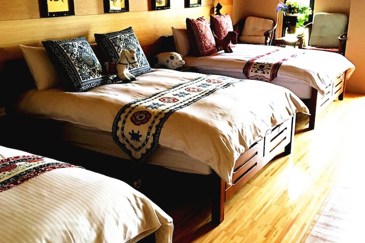 Room 10 of 43