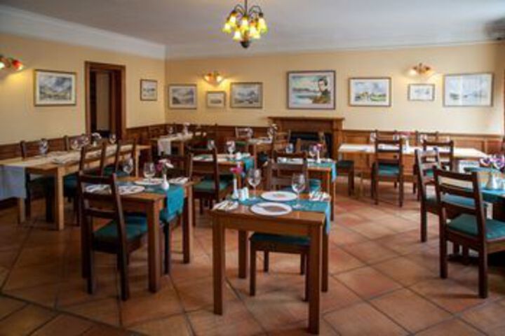 Dining Photos