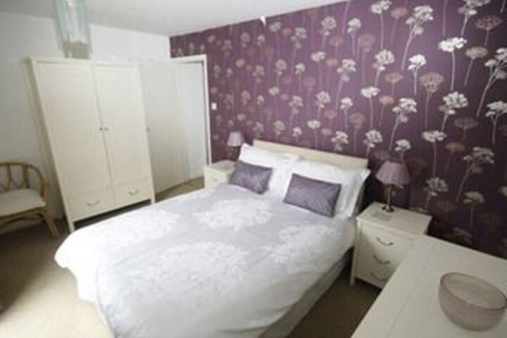 Room 9 of 63
