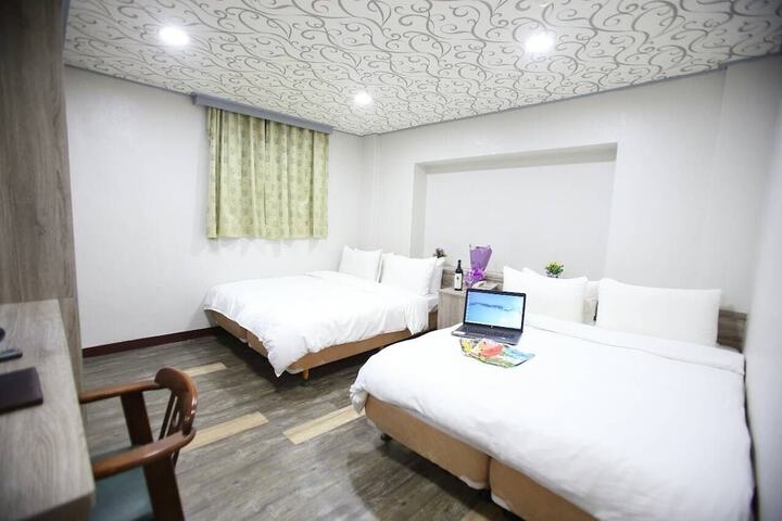 Room 7 of 46