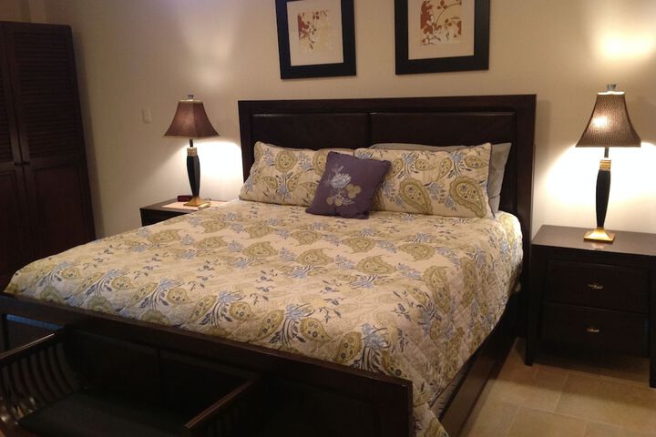 Room 3 of 52