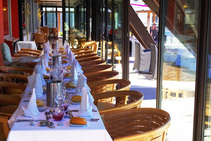 Breakfast area