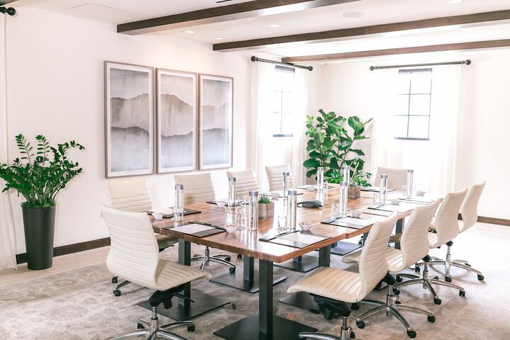 Meeting facility
