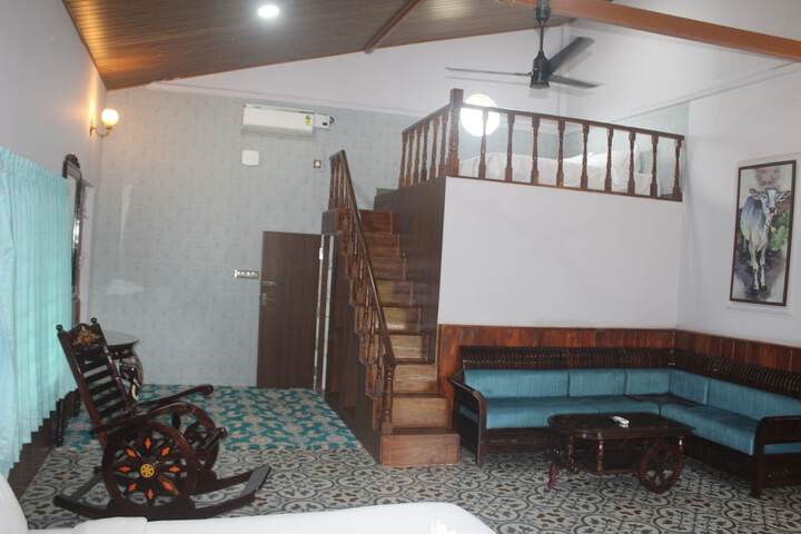 Room 10 of 20