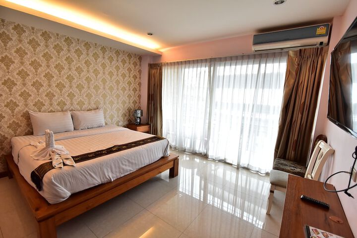 Room 14 of 34