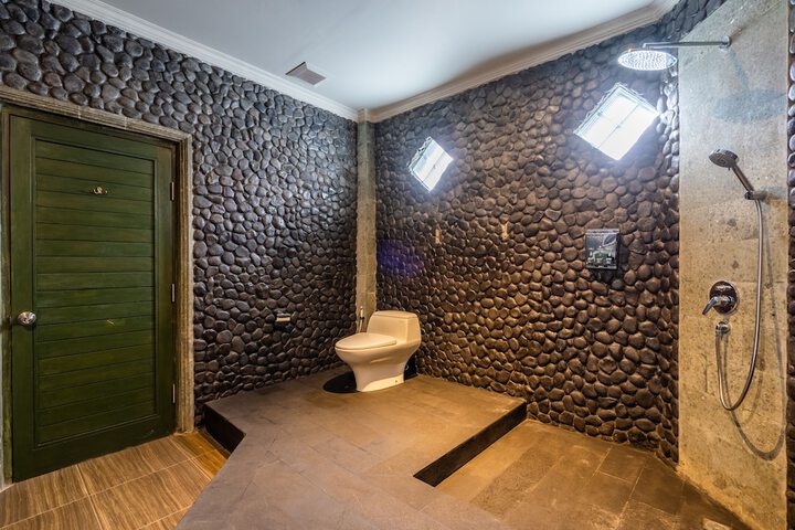 Room 14 of 17