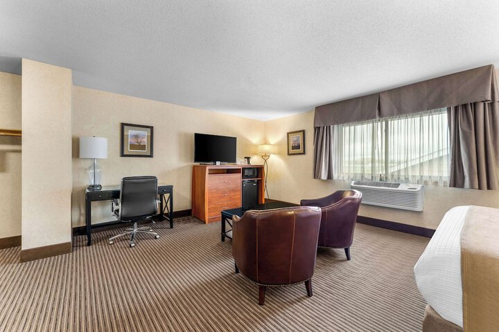 Room 18 of 38