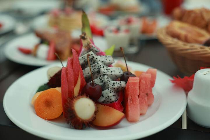 Lounge 74 of 132