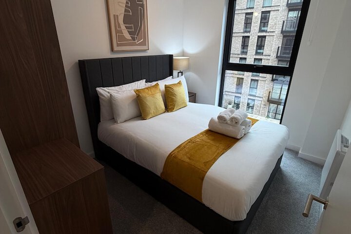 Room 11 of 74