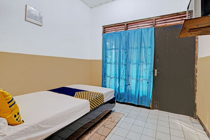 Room 19 of 36