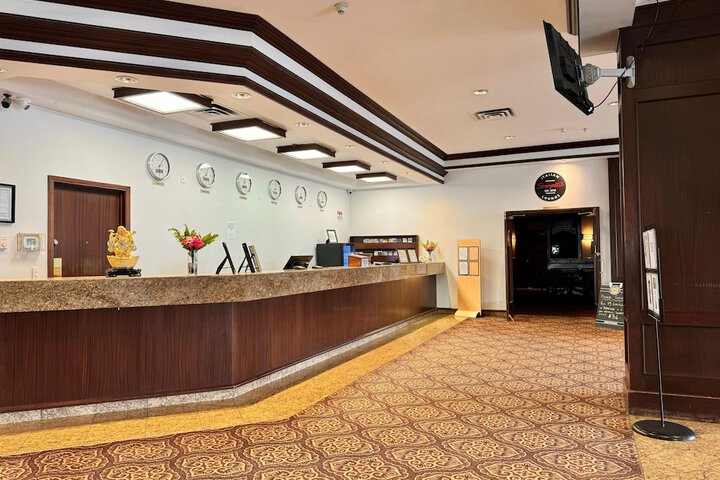 Guest Lobby