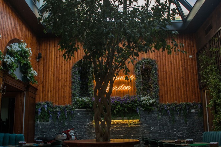 Hotel Exterior 74 of 82