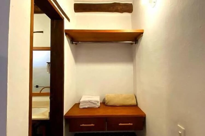 Room 15 of 30