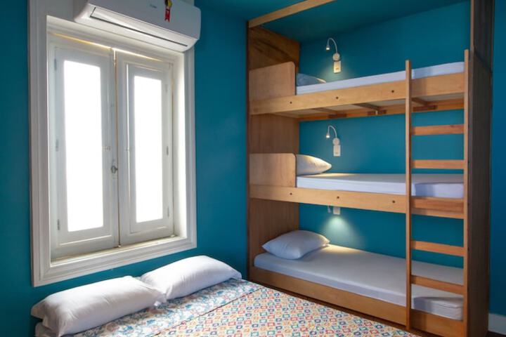 Room 9 of 115