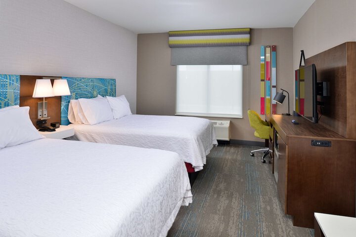 2 Queen Beds Hearing Accessible (9 of 12)