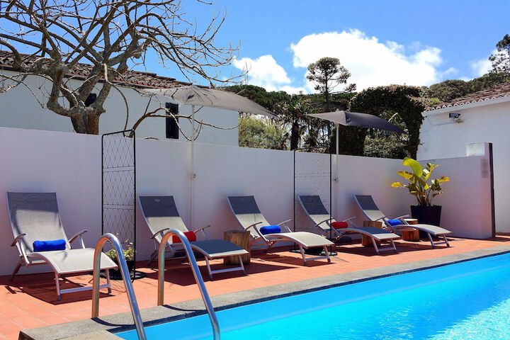 Pools & Facilities
