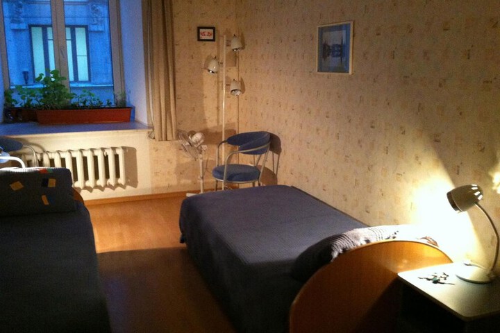 Room 11 of 29