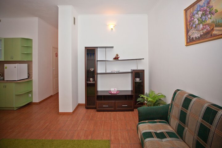 Room 4 of 46