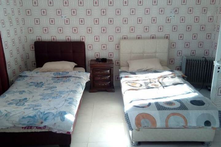 Room 12 of 18