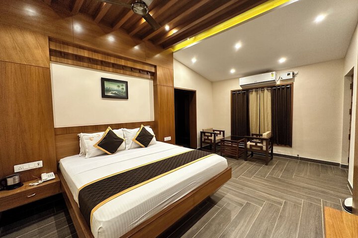 Room 8 of 71