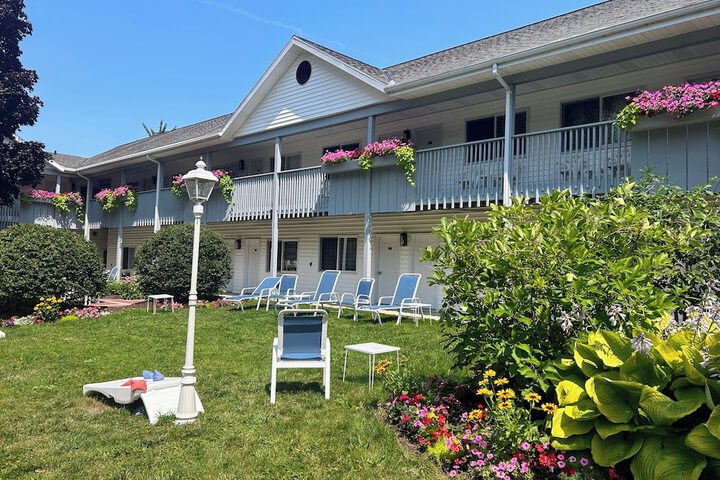 Hotel Exterior 54 of 67