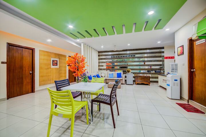 OYO 18529 HALLMARK INN JUBILEE HILLS
