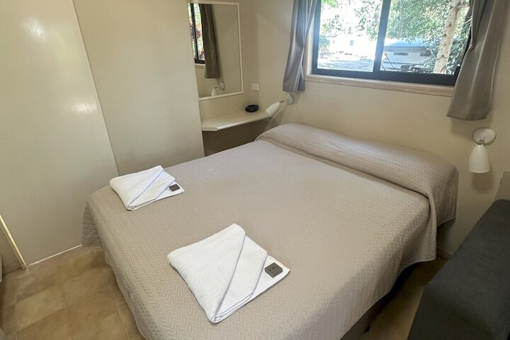 Room 15 of 64