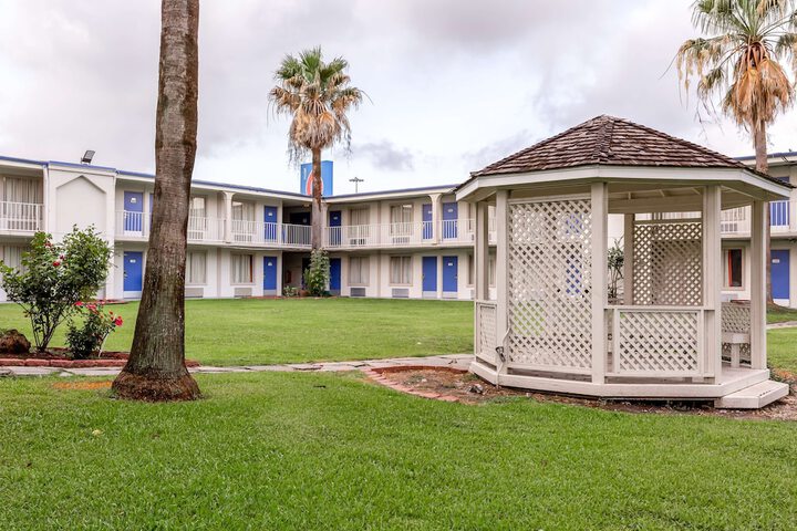 Hotel 48 of 49