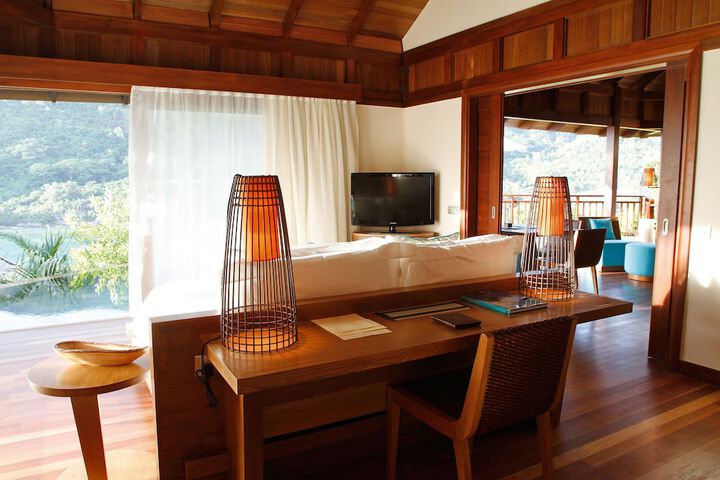 Room 44 of 307