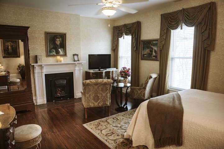 Room 22 of 87