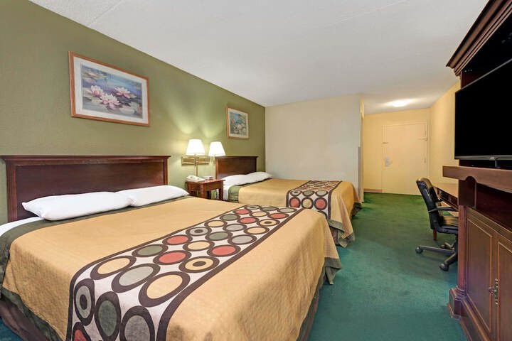 1 Double Bed Accessible Room (6 of 15)