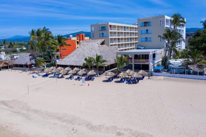 Photo of Decameron Isla Coral Guayabitos Ramada All Inclusive Resort