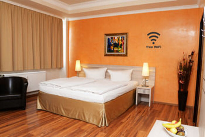 Room 44 of 81