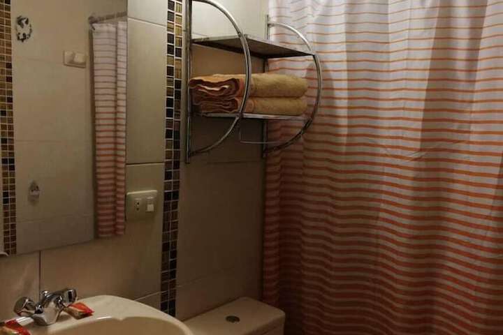Room 28 of 59