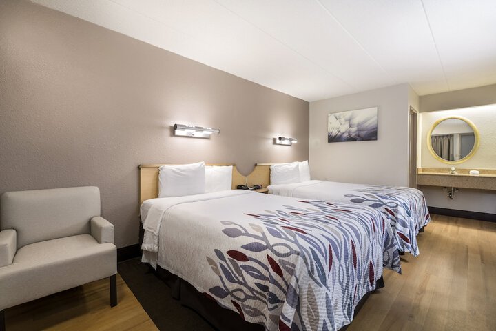2 Double Beds (6 of 6)