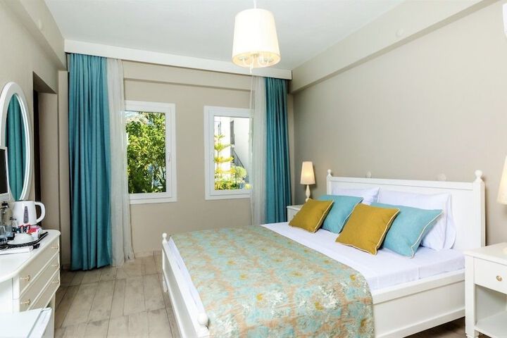 Room 8 of 54