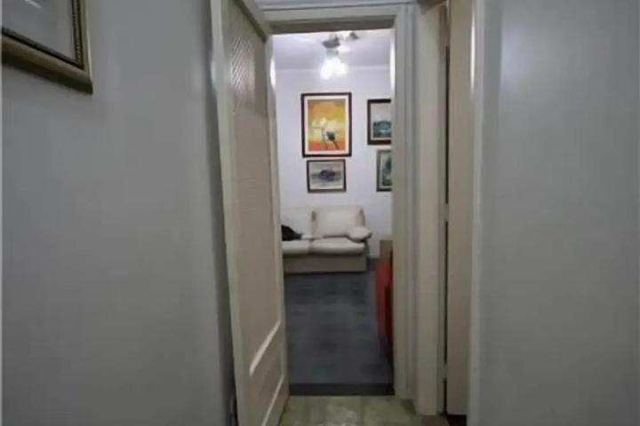 Room 10 of 15