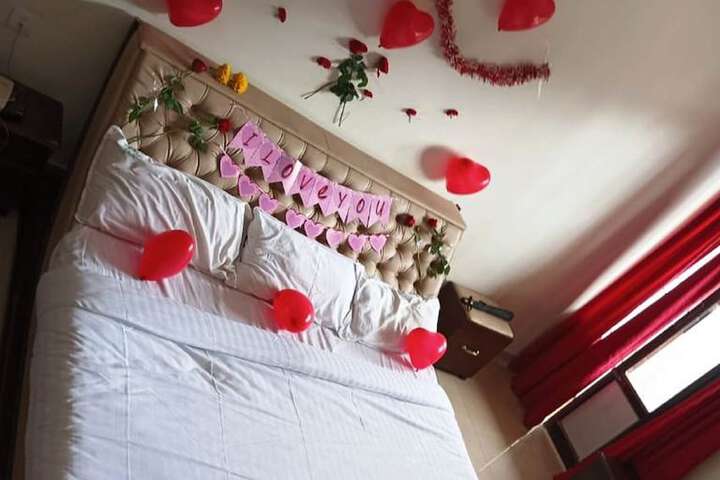 Room 2 of 23