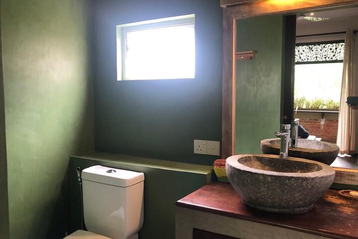 Room 39 of 46